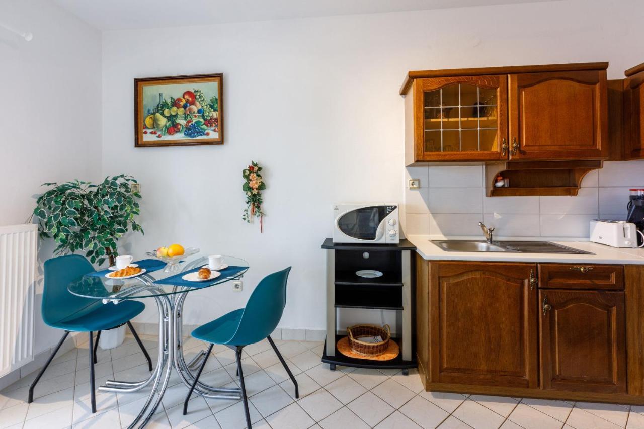 Apartments Anita Нови-Винодолски Экстерьер фото