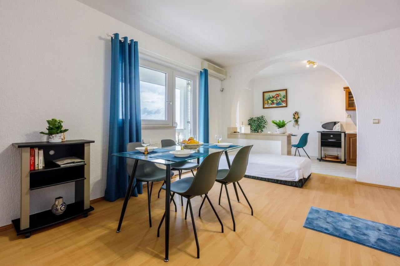 Apartments Anita Нови-Винодолски Экстерьер фото