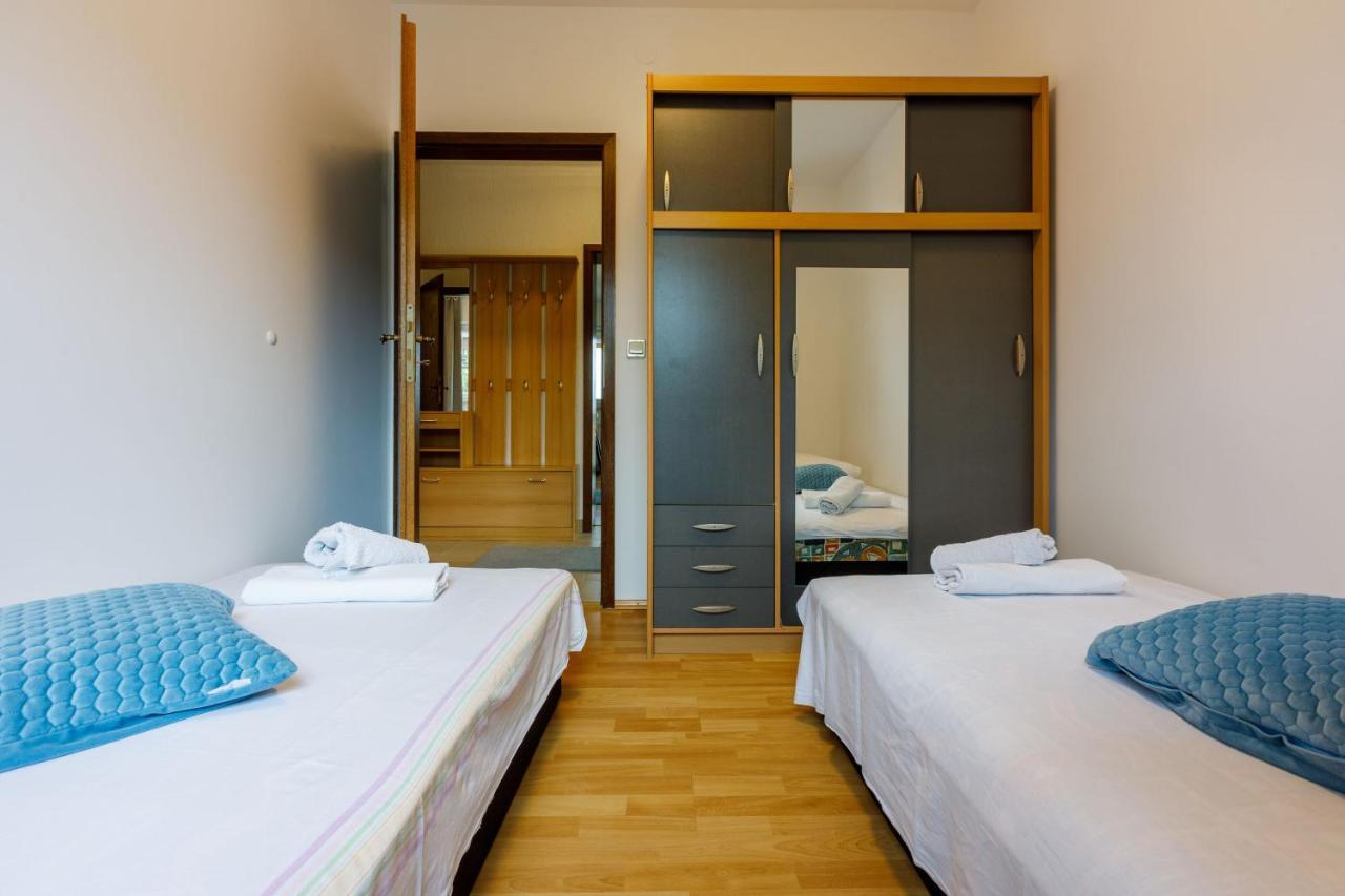 Apartments Anita Нови-Винодолски Экстерьер фото